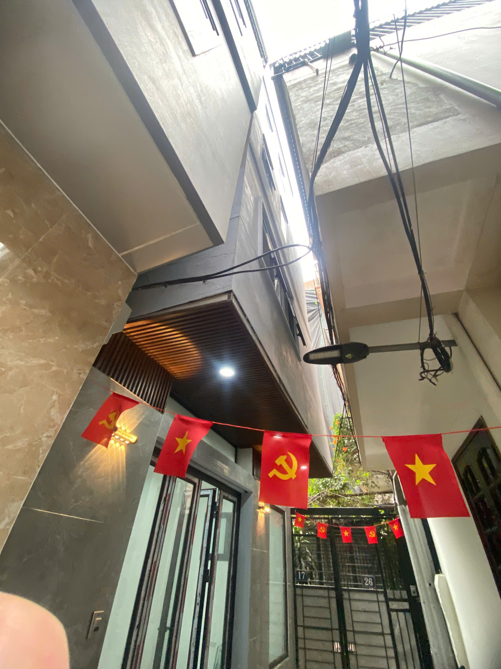 BÁN NHÀ ĐỘI CẤN 36M2- 5 TẦNG DÂN XÂY SỔ ĐỎ CHÍNH CHỦ, GIÁ 8.2 TỶ TL
